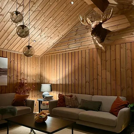 Cozy With Sauna In Nyaraló *